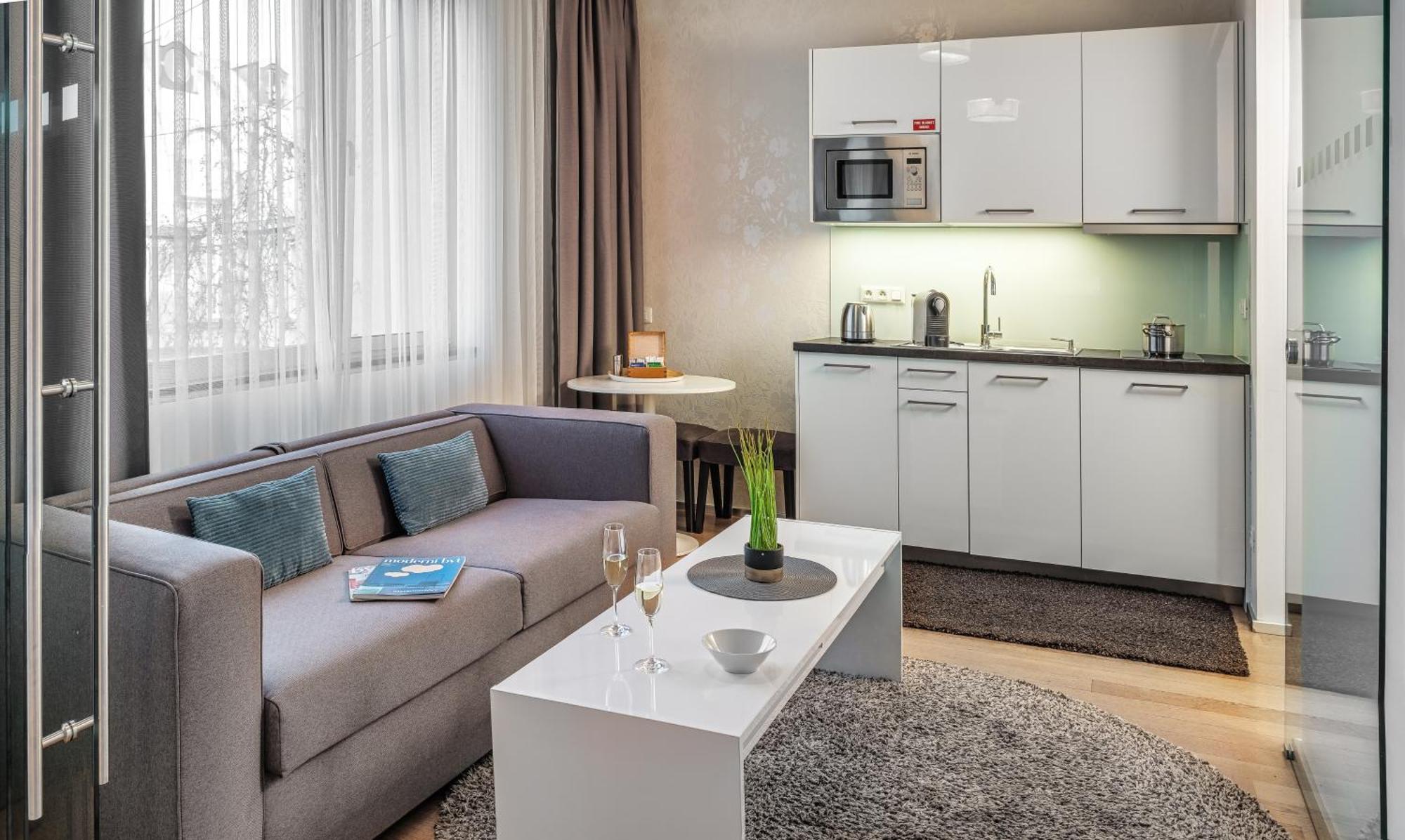 Vn3 Terraces Suites By Adrez Prag Dış mekan fotoğraf